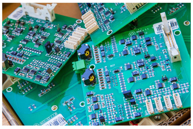 FR-4 PCB Компания по сборке PCB малого объема Очень маленький Размер 2 ммx1 мм