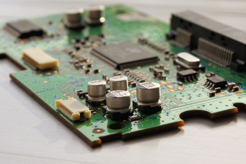 Продвинутая энергетическая электронная сборка PCB PCBA с 2-4-6 слоями и черной сварной маской
