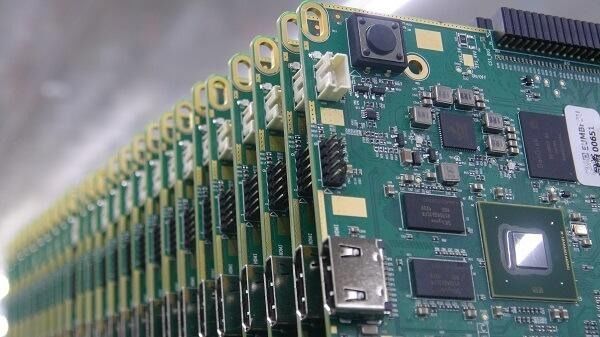 PCBA автомобильная сборка печатных плат Жесткие гибкие платы с усилителями 0.5-10OZ, компоненты 0201 в Китае и Камбодже