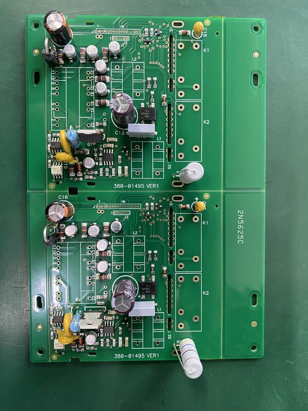 Максимальная толщина T больше 4,5 мм Промышленная сборка ПХБ, предлагающая возможности сборки для тяжелых печатных плат