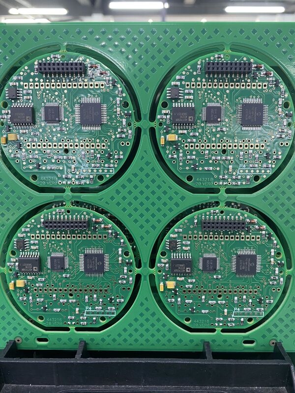 Медь 4OZ Промышленная сборка печатных плат на заказ Да Решения для сложных электронных приложений и долговечных платок