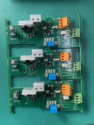 Green Solder Mask PCB Manufacturing Offering 2.0mm Thickness and Min Laser Hole 0.075mm Performance in Electronic Assemblies (Зелёная сварная маска для изготовления печатных плат) Производство печатных плат с толщиной 2,0 мм и минимум лазерного отверстия 0,075 мм